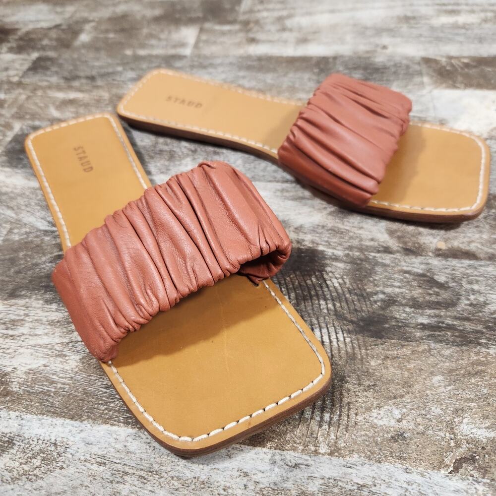 Staud Nina Ruched Brown Sandal Flats SZ 37 US 7 Minimalist Quiet Luxury Classic